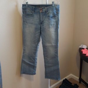 American Eagle Artist Crop